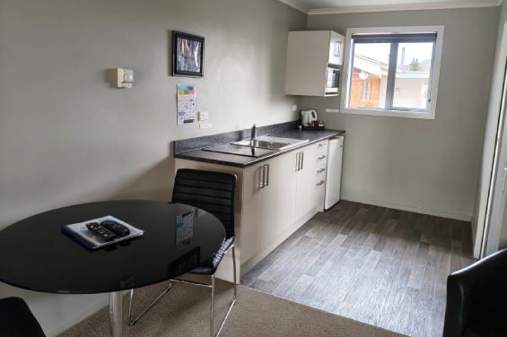 Accessible Studio - kitchenette