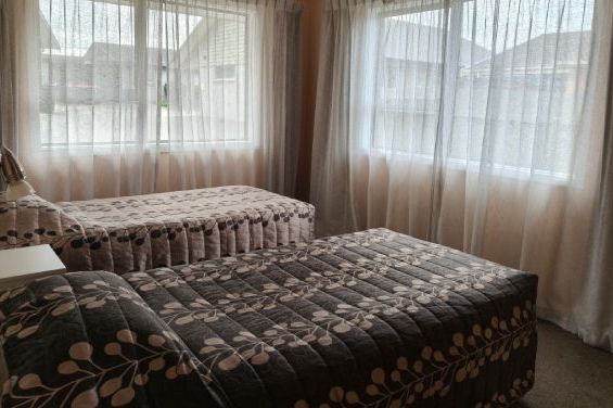 2-Bedroom Family Unit - single beds