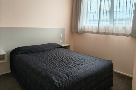 2-Bedroom Queen Unit - first bedroom