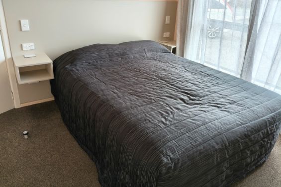 2-Bedroom Queen Unit - second bedroom